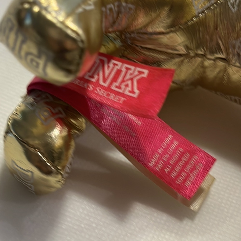 PINK VS Victoria’s Secret gold collection pup - Picture 7 of 8